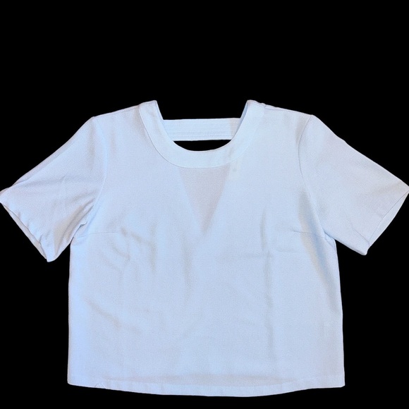 Impeccable pig size M, light blue shirt. Classy. Deep v back. EUC - Picture 1 of 4